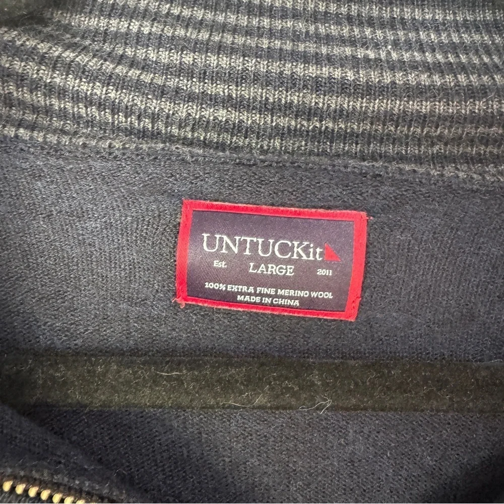 UNTUCKit Belguardo 100% Extra Fine Merino Wool Men's Sweater 1/4 Zip Navy Blue L